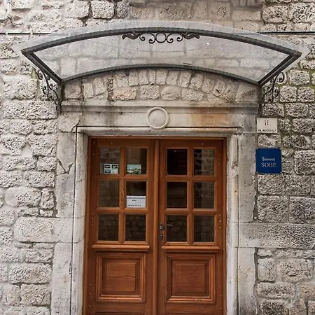 Apartman Maja *