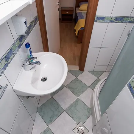 Apartman Maja *